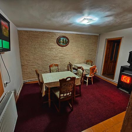 Appartamento Casa Miclau Băile Herculane Esterno foto