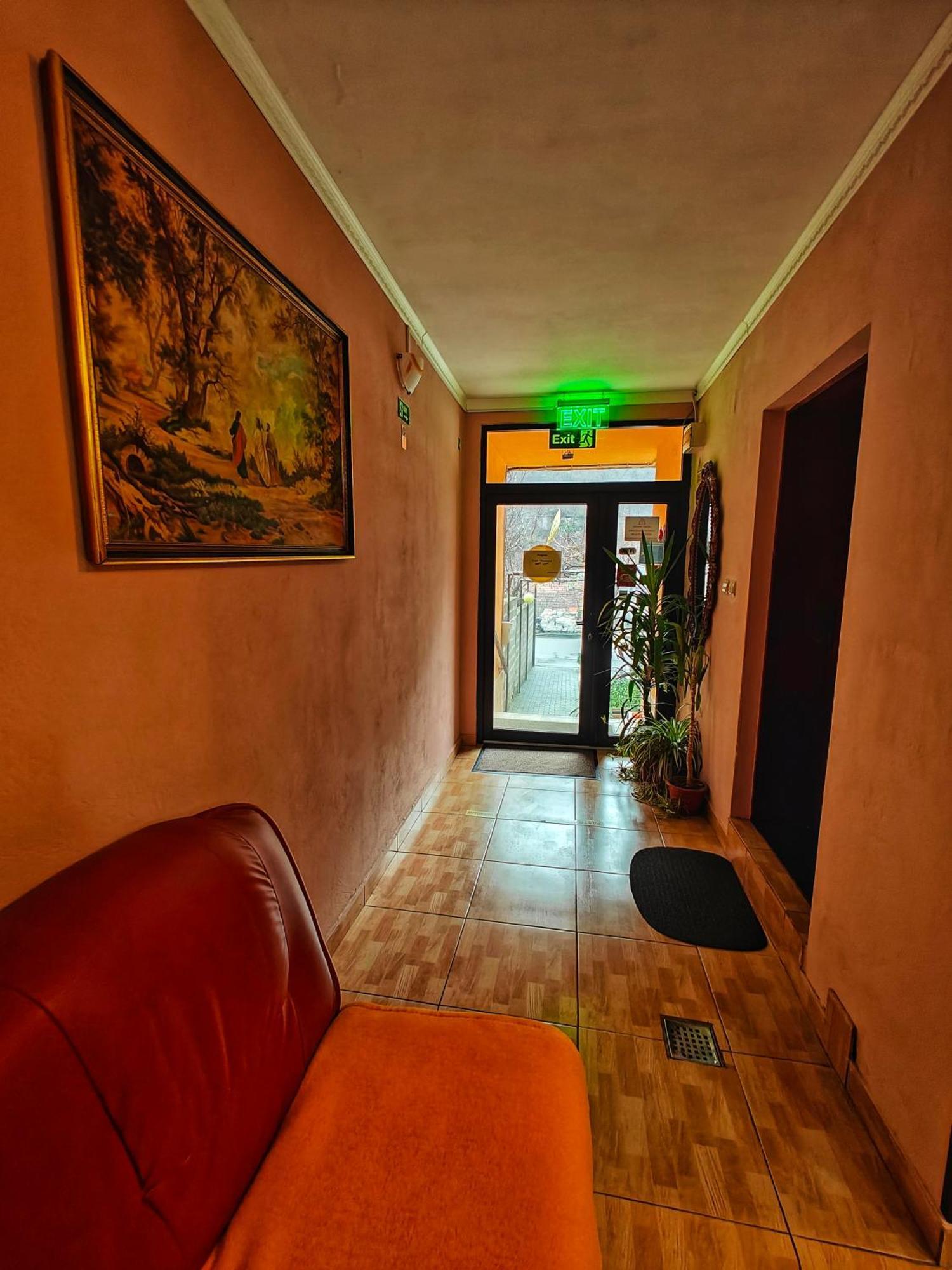 Appartamento Casa Miclau Băile Herculane Esterno foto