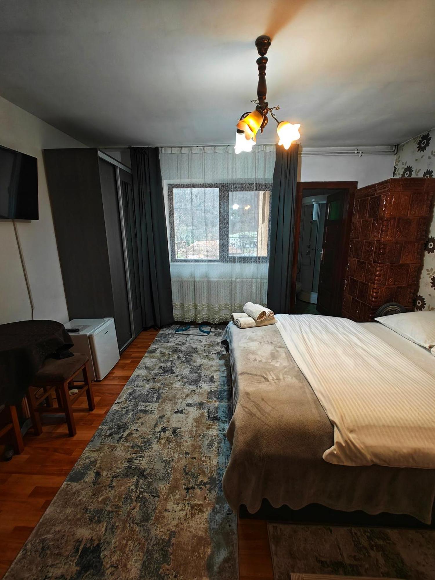 Appartamento Casa Miclau Băile Herculane Esterno foto